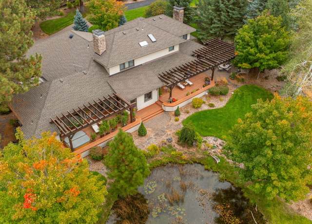 Property at 60350 Arnold Market Rd, Bend, OR 97702, 4 beds, 4.5 baths