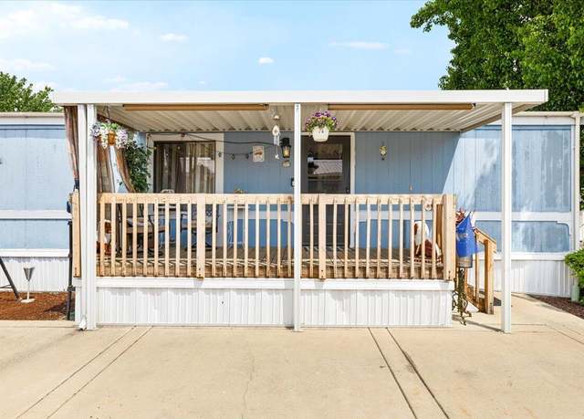 Property at 4425 W Main St Spc 31, Medford, OR 97501, 2 beds, 1.5 baths