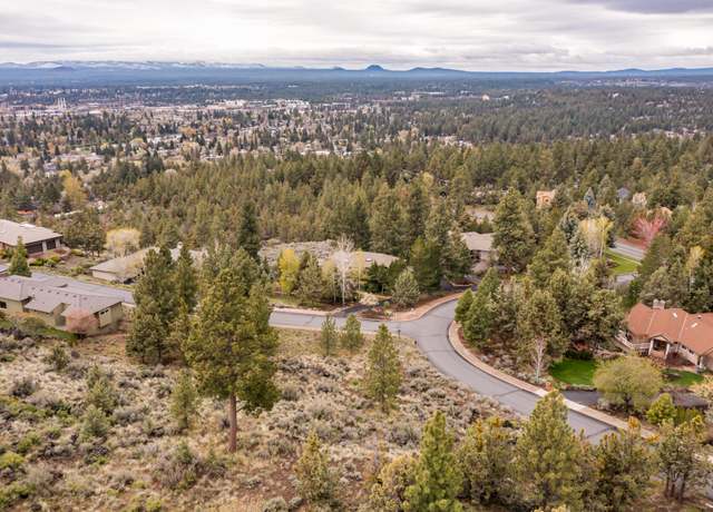 Property at 1165 NW Hillside Park Dr, Bend, OR 97703