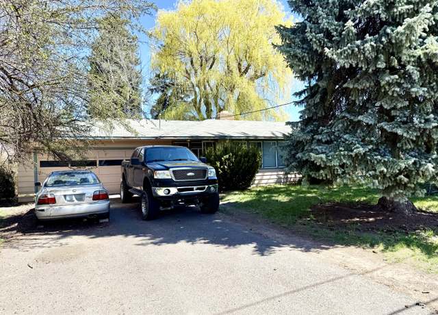 Property at 3939 Hope St, Klamath Falls, OR 97603, 3 beds, 1 bath