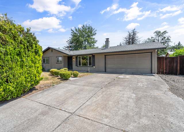 Property at 780 N Berkeley Way, Medford, OR 97504, 3 beds, 1.5 baths