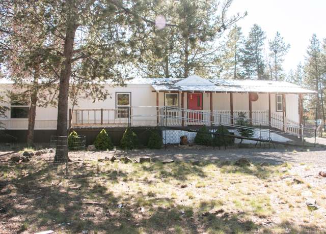 Property at 11411 Fernwood Pl, La Pine, OR 97739, 3 beds, 2 baths