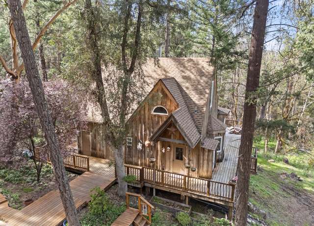 Property at 1584 Yale Creek Rd, Jacksonville, OR 97530, 2 beds, 2 baths