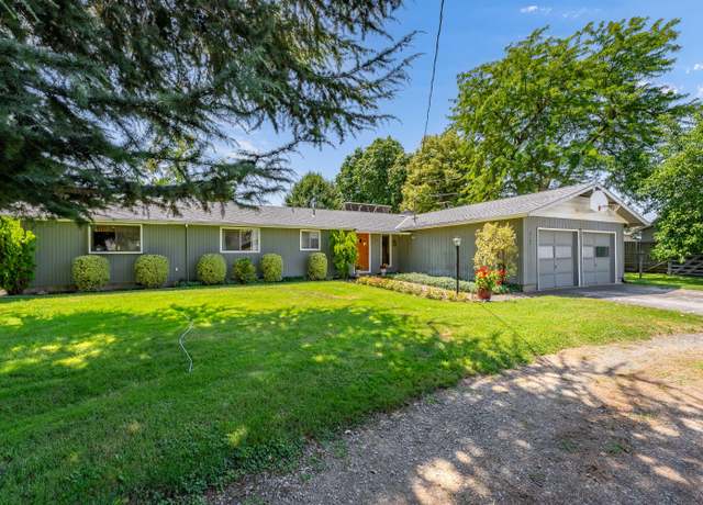 Property at 2161 Archer Dr, Medford, OR 97501, 3 beds, 2 baths
