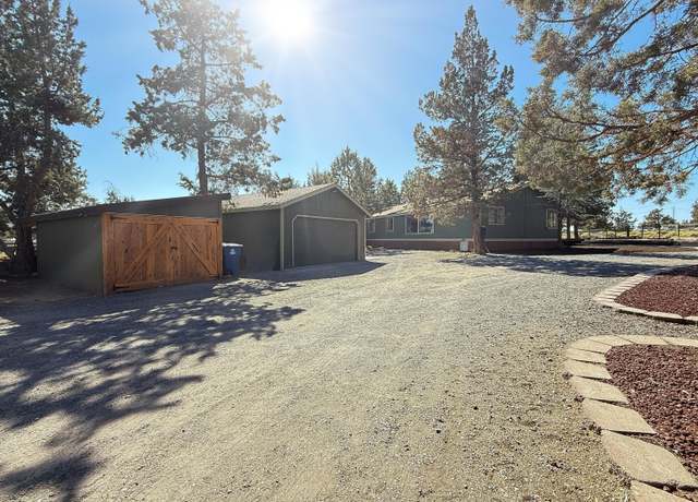 Property at 20851 89th St, Bend, OR 97703, 3 beds, 2 baths