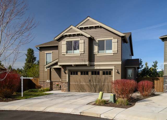 Property at 20677 NE Comet Ct, Bend, OR 97701, 4 beds, 2.5 baths