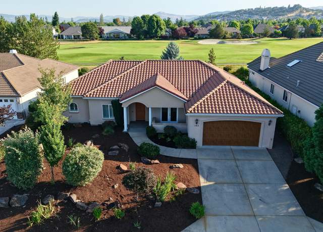 Property at 143 Pine Lake Dr, Eagle Point, OR 97524, 4 beds, 3.5 baths