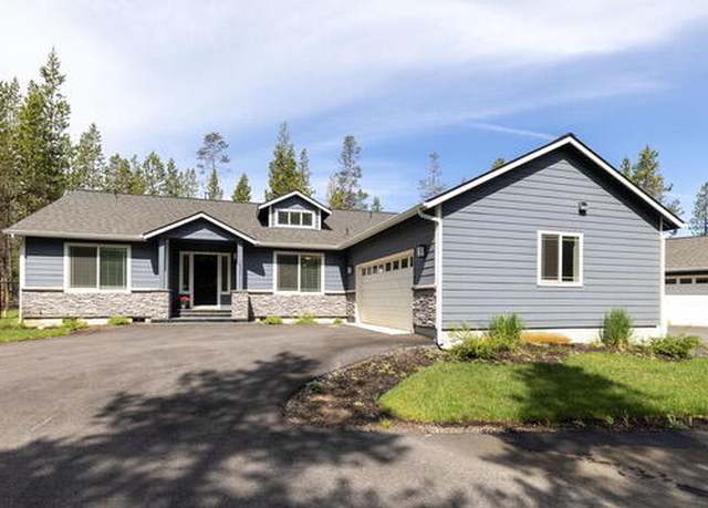 Property at 16337 Lava Dr, La Pine, OR 97739, 3 beds, 2.5 baths