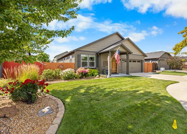 Property at 3124 SW Cascade Ave, Redmond, OR 97756, 3 beds, 2 baths