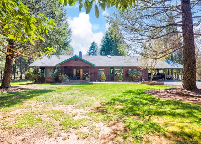Property at 122 Carlos Ave, Rogue River, OR 97537, 3 beds, 2.5 baths