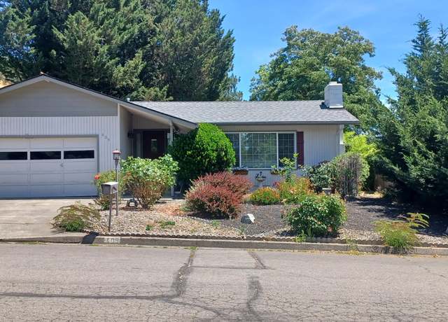 Property at 409 NE Royal Dr, Grants Pass, OR 97526, 3 beds, 2 baths