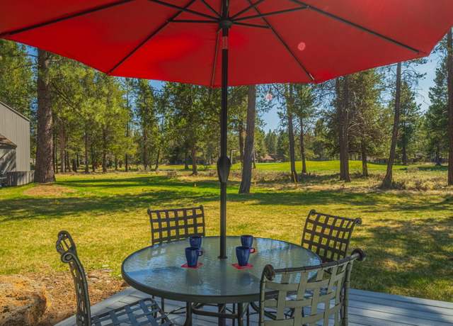 Property at 17737 Meadow House Ct #70, Sunriver, OR 97707, 2 beds, 2 baths