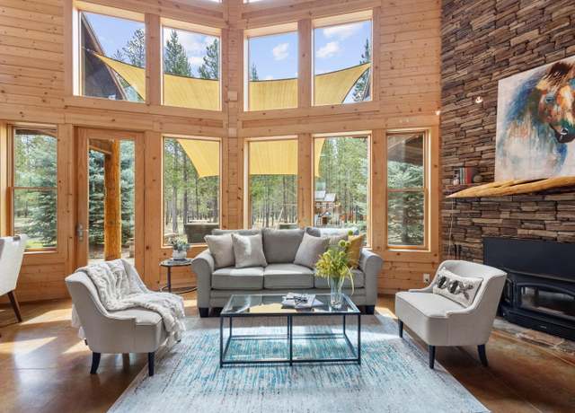 Property at 52180 Dorrance Meadow Rd, La Pine, OR 97739, 3 beds, 2.5 baths
