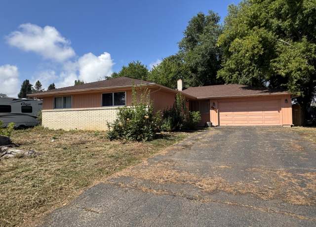 Property at 4848 Driftwood Dr, Klamath Falls, OR 97603, 4 beds, 2.5 baths