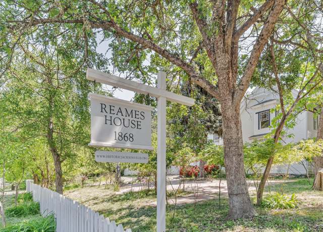 Property at 540 E California St, Jacksonville, OR 97530, 5 beds, 4 baths