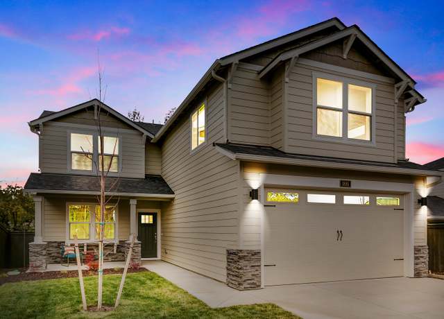 Property at 3631 NW 8th St #22, Redmond, OR 97756, 4 beds, 2.5 baths