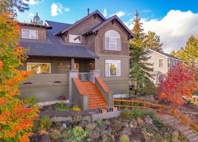 Property at 3081 NW Craftsman Dr, Bend, OR 97703, 4 beds, 3 baths
