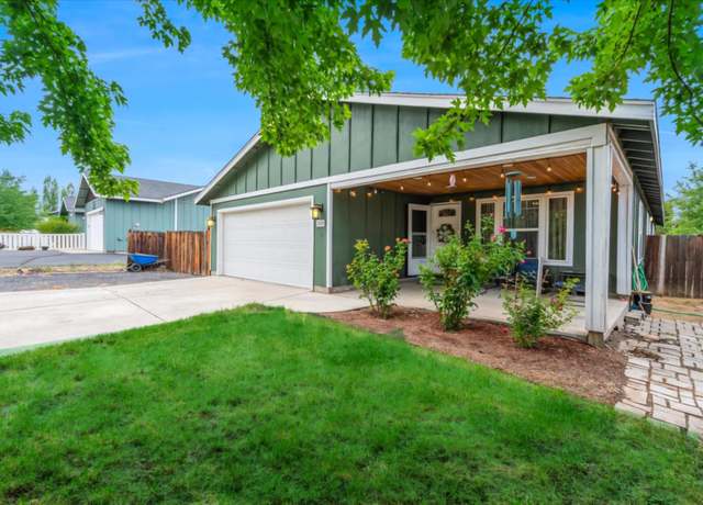 Property at 2555 SW Timber Ave, Redmond, OR 97756, 4 beds, 2.5 baths