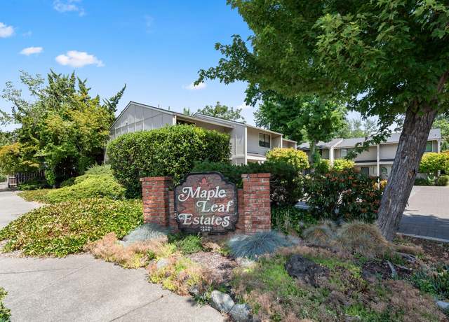 Property at 1327 Maple Leaf Ct Unit 4A, Medford, OR 97504, 2 beds, 1.5 baths