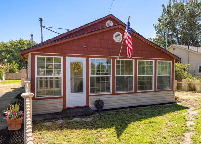 Property at 1759 Summers Ln, Klamath Falls, OR 97603, 2 beds, 1 bath
