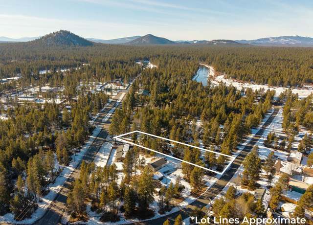 Property at 55521 Gross Dr, Bend, OR 97707, 2 beds, 2 baths