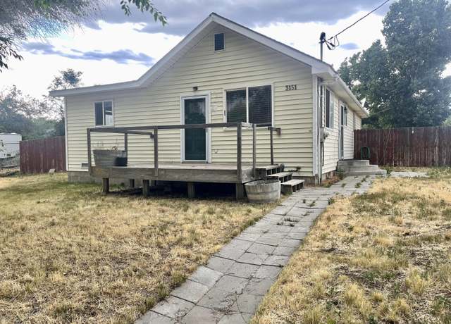 Property at 3151 Emerald St, Klamath Falls, OR 97603, 2 beds, 2 baths