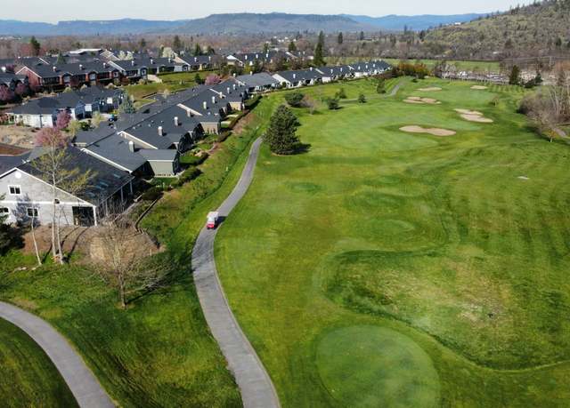 Property at 225 Morning Dove Trl, Eagle Point, OR 97524, 4 beds, 3 baths
