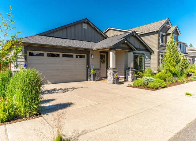 Property at 20872 SE Humber Ln, Bend, OR 97702, 3 beds, 2.5 baths