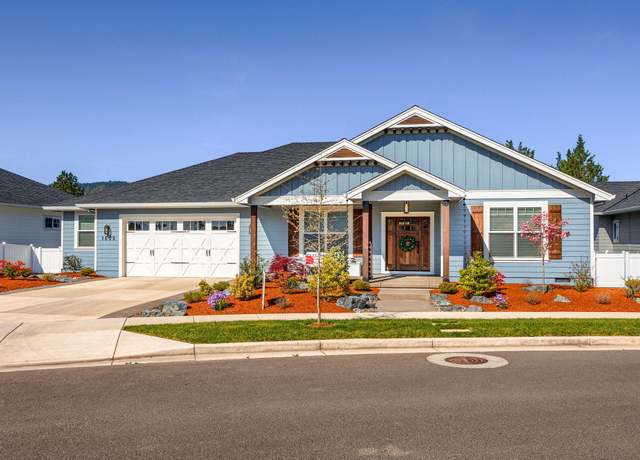Property at 1609 River Run St, Central Point, OR 97502, 3 beds, 2.5 baths
