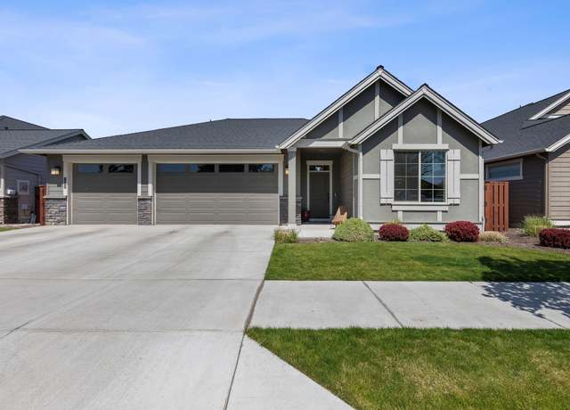 Property at 1215 NE Sunrise St, Prineville, OR 97754, 3 beds, 2 baths