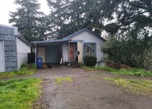 Property at 510 N Collier St, Coquille, OR 97423, 3 beds, 3 baths