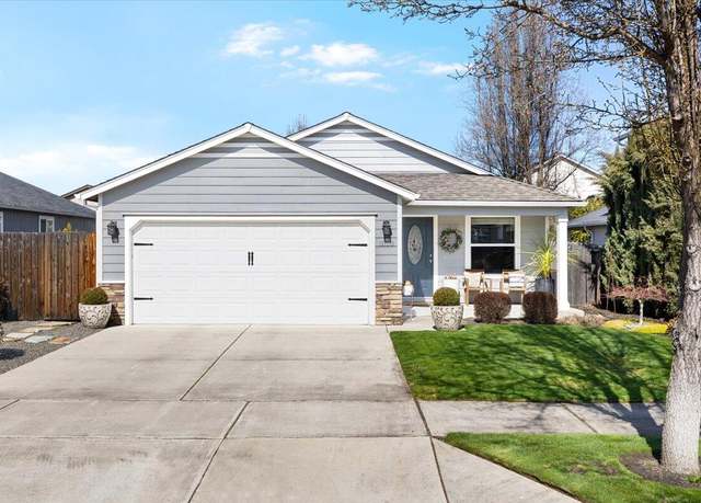 Property at 1050 Compton Way, Medford, OR 97501, 3 beds, 2 baths