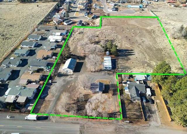 Property at 1250 Madison St, Klamath Falls, OR 97603, 4 beds, 3 baths