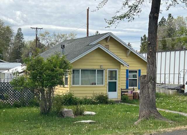 Property at 2006 Wiard St, Klamath Falls, OR 97603, 2 beds, 1 bath