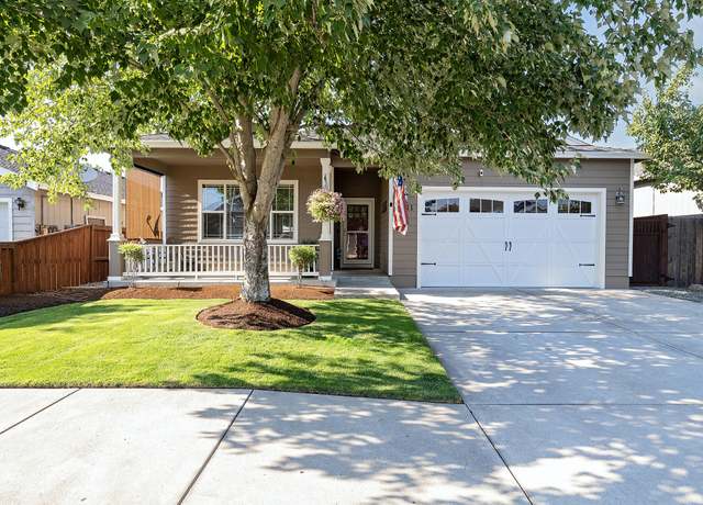 Property at 2511 Agate Mdws, White City, OR 97503, 3 beds, 2 baths