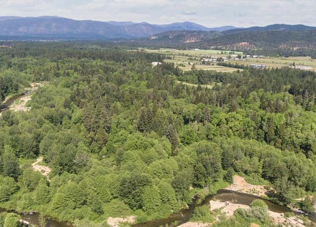 Property at 456 Garner Rd, Cave Junction, OR 97523