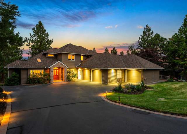 Property at 1363 NW City View Dr, Bend, OR 97703, 4 beds, 4 baths