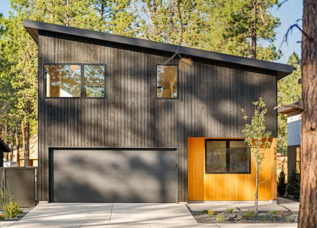 Property at 601 N Sisters Woodlands Way Lot 10, Sisters, OR 97759, 3 beds, 2.5 baths