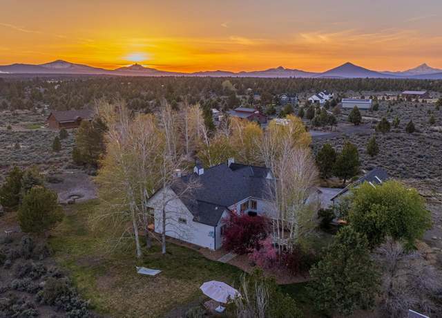 Property at 67076 Sunburst St, Bend, OR 97703, 3 beds, 2.5 baths