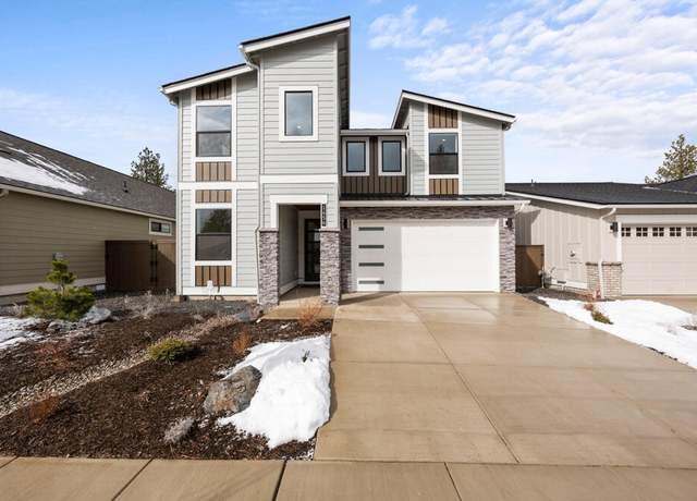 Property at 1456 NW Ochoa Dr, Bend, OR 97703, 4 beds, 2.5 baths