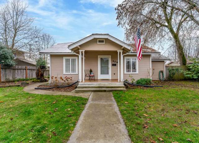 Property at 409 SE J St, Grants Pass, OR 97526, 2 beds, 1 bath