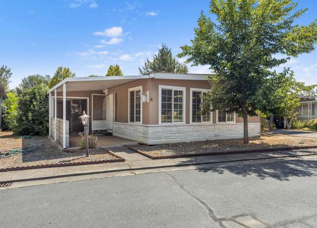 Property at 2252 Table Rock Rd Spc 93, Medford, OR 97501, 2 beds, 2 baths