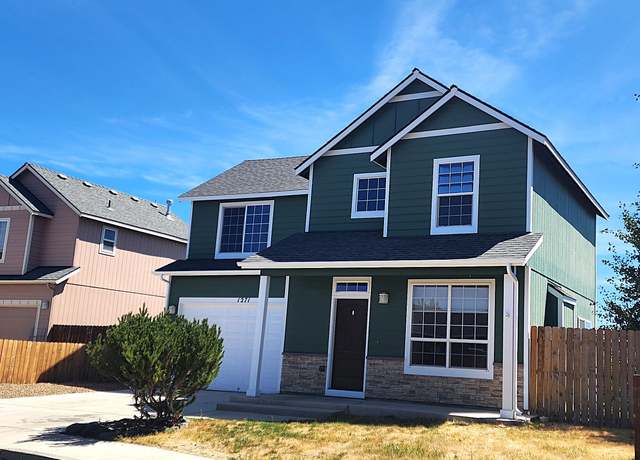 Property at 1271 NW Teal Loop, Prineville, OR 97754, 3 beds, 2.5 baths