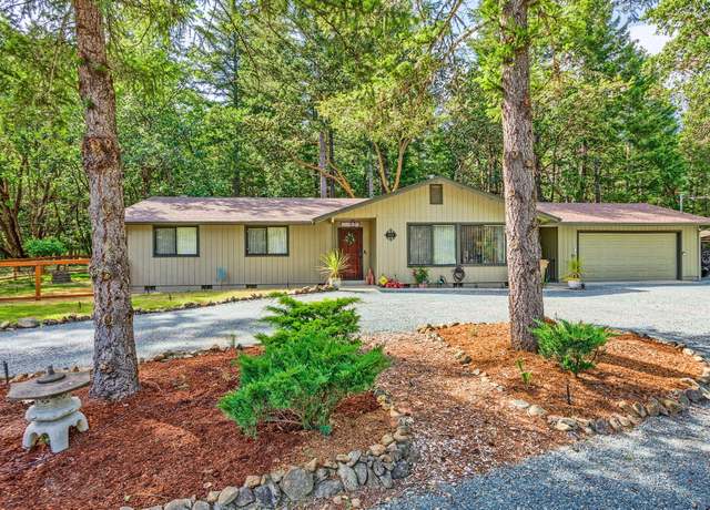 Property at 850 Red Mountain Dr, Grants Pass, OR 97526, 3 beds, 2 baths