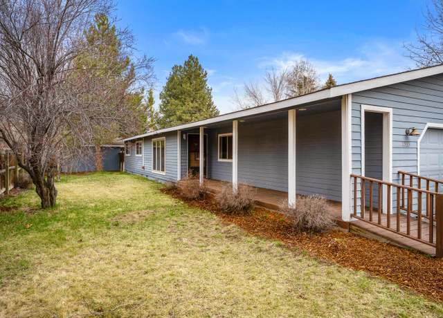 Property at 2535 SW Salmon Ave, Redmond, OR 97756, 3 beds, 2 baths