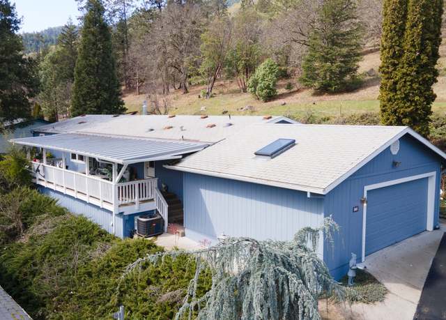 Property at 5648 Foothill Blvd Spc 5, Grants Pass, OR 97526, 3 beds, 2 baths