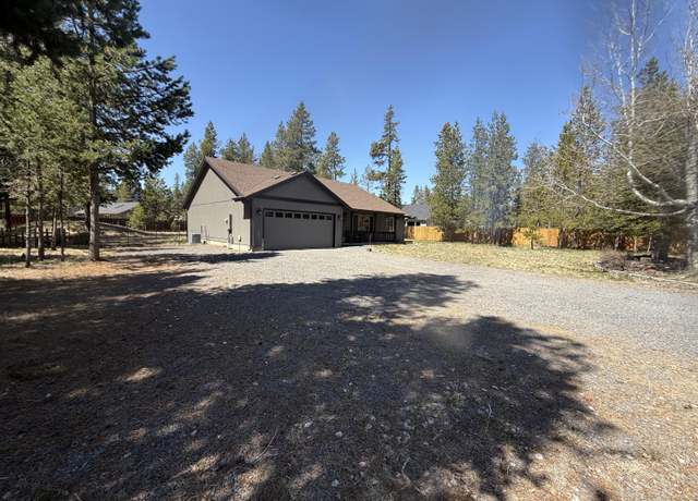 Property at 55753 Snow Goose Rd, Bend, OR 97707, 3 beds, 2 baths