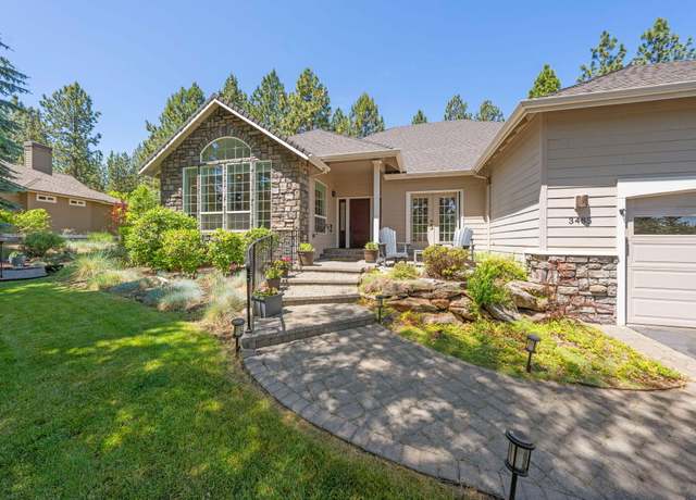 Property at 3485 NW Braid Dr, Bend, OR 97703, 4 beds, 2.5 baths