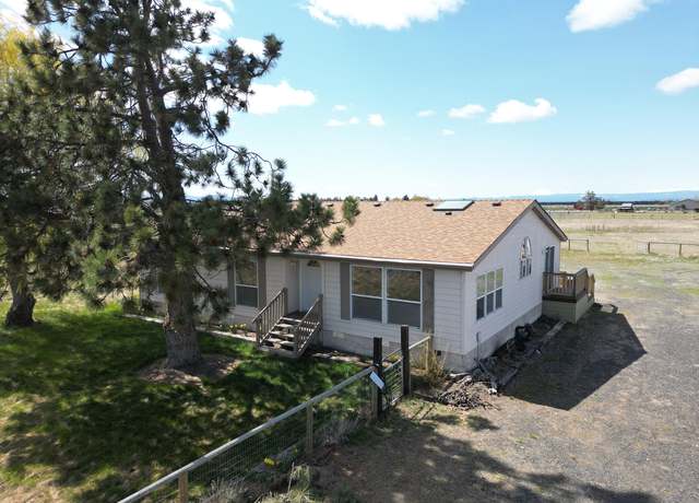 Property at 26395 Walker Rd, Bend, OR 97701, 3 beds, 2 baths