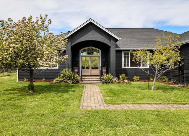 Property at 62705 Hamby Rd, Bend, OR 97701, 3 beds, 2 baths